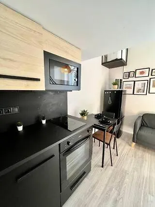 Amazing Studio In The Center Apartment *